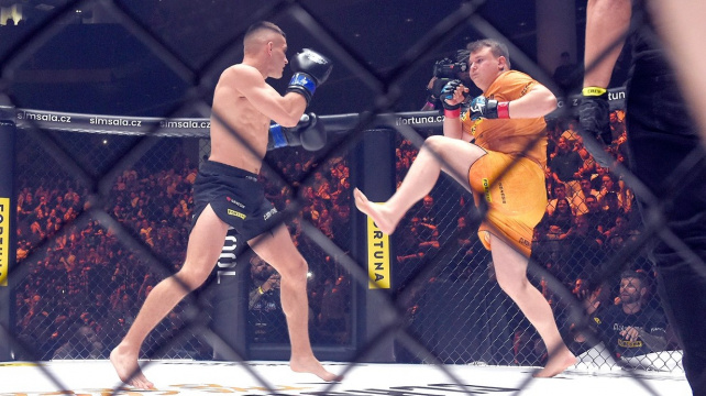 Video: Jak to vypadalo na Clash of the Stars 5?