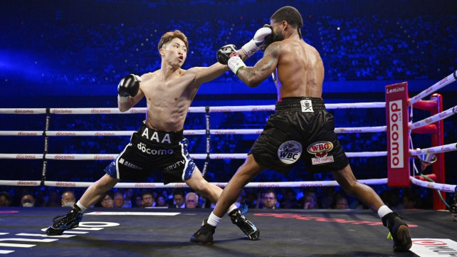 Boxerský souboj neporažených šampionů má vítěze. Japonský fenomén Inoue totálně deklasoval Fultona