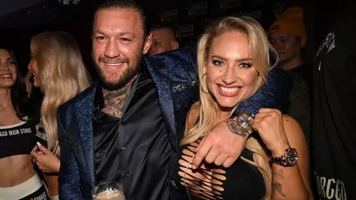 Conor McGregor se pochlubil, jak si užívá párty jen pár týdnů před návratem do oktagonu