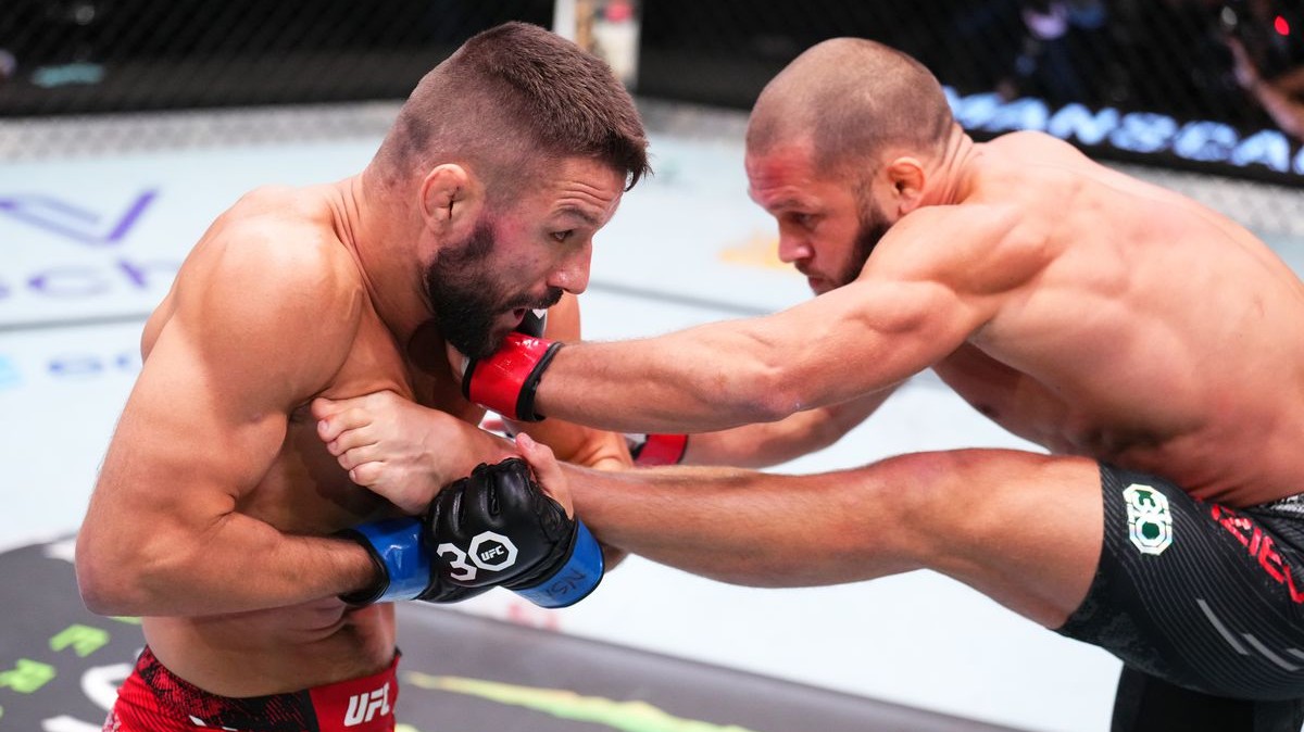 Atraktivní zápas Fizieva s Gamrotem měl nečekaný konec. Azer se zranil a Polák jej dobil na zemi