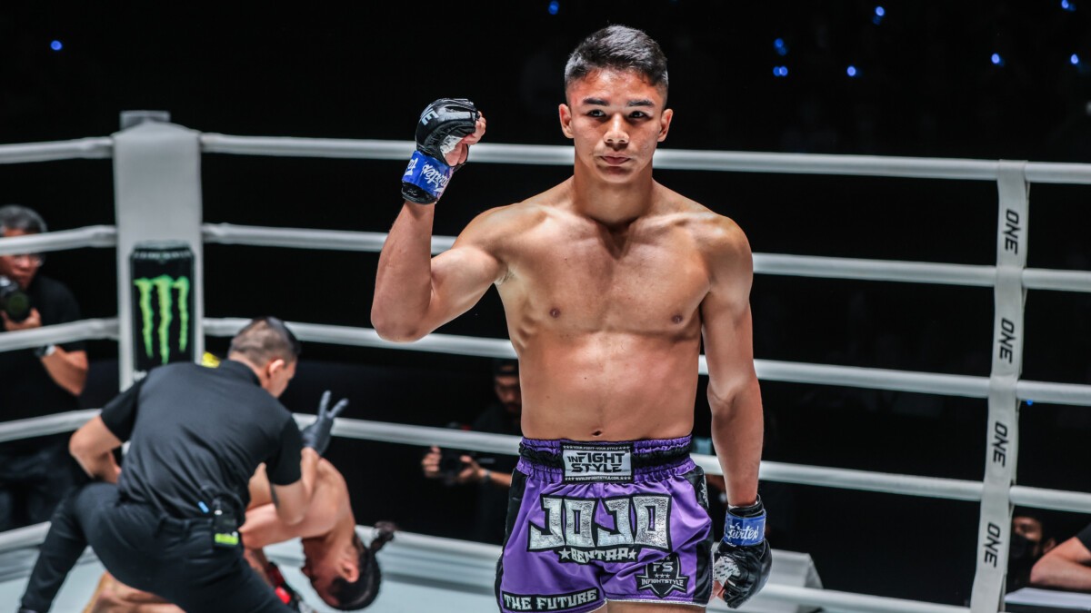 17letý mladík v ringu opět zazářil, někdejšího titulového vyzyvatele vypnul za 36 vteřin