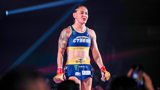 Cyborg si z klece odskočila do ringu, soupeřku knockoutovala v 1. kole a hned dostala další výzvu