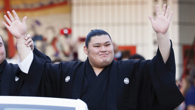 Červencový turnaj v sumó je zde a tentokrát půjde opravdu o hodně