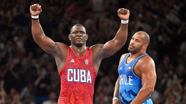 Kubánský obr vyhrál ve 41 letech popáté olympiádu. Prosadil by se i v MMA?