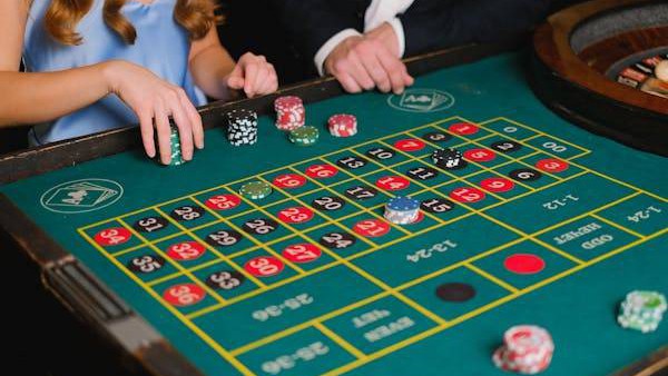 Bonusy a promoakce Cazeus casino: Jak je co nejlépe využít
