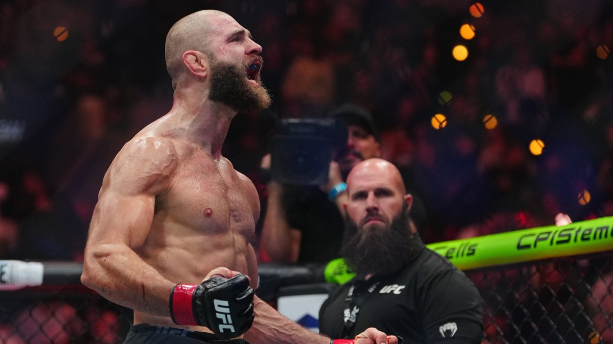 Je to tlučhuba, opřel se Procházka do Ankalaeva a prozradil, koho má na mušce