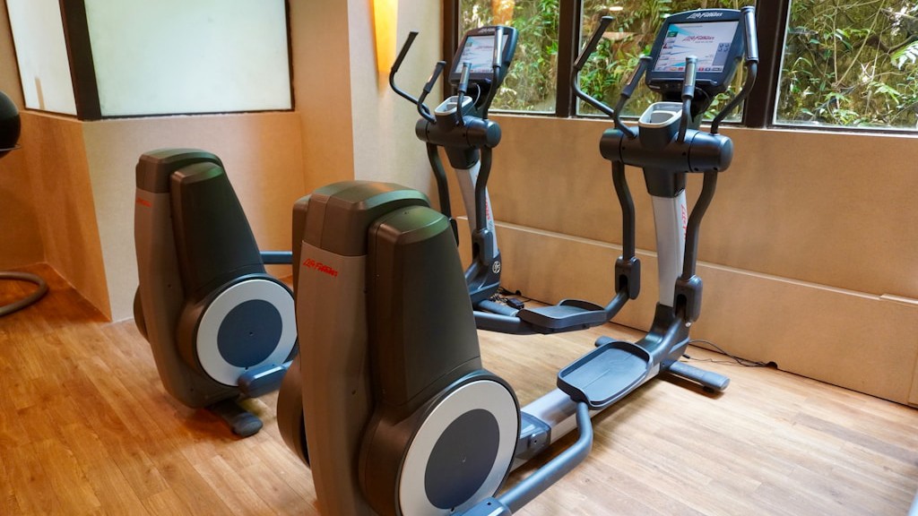 Trampolíny vs. Eliptické Trenažéry: Který Trénink Je Pro Vás Ten Pravý?