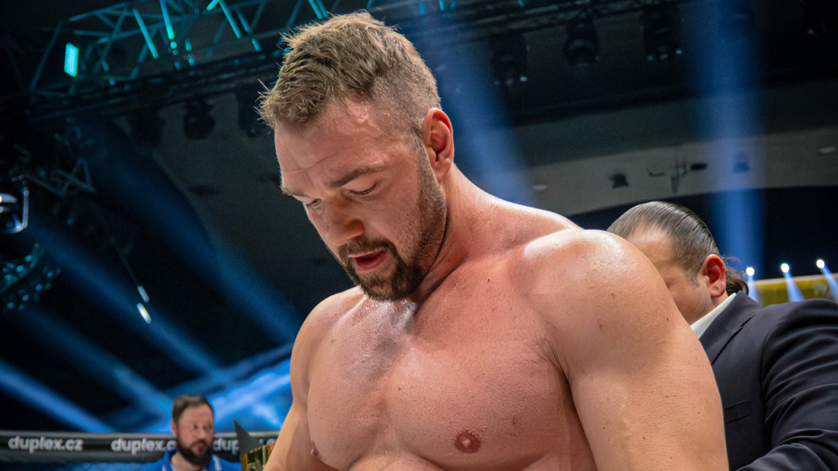 Karlos Benda by přistoupil na zápas s Cvernou, ale pouze pod jednou podmínkou. Zároveň si dělá zálusk na Enžla