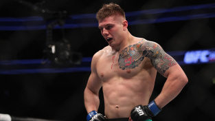 Zlomený Marvin Vettori se loučí s bratrem, který zahynul při tragickém požáru