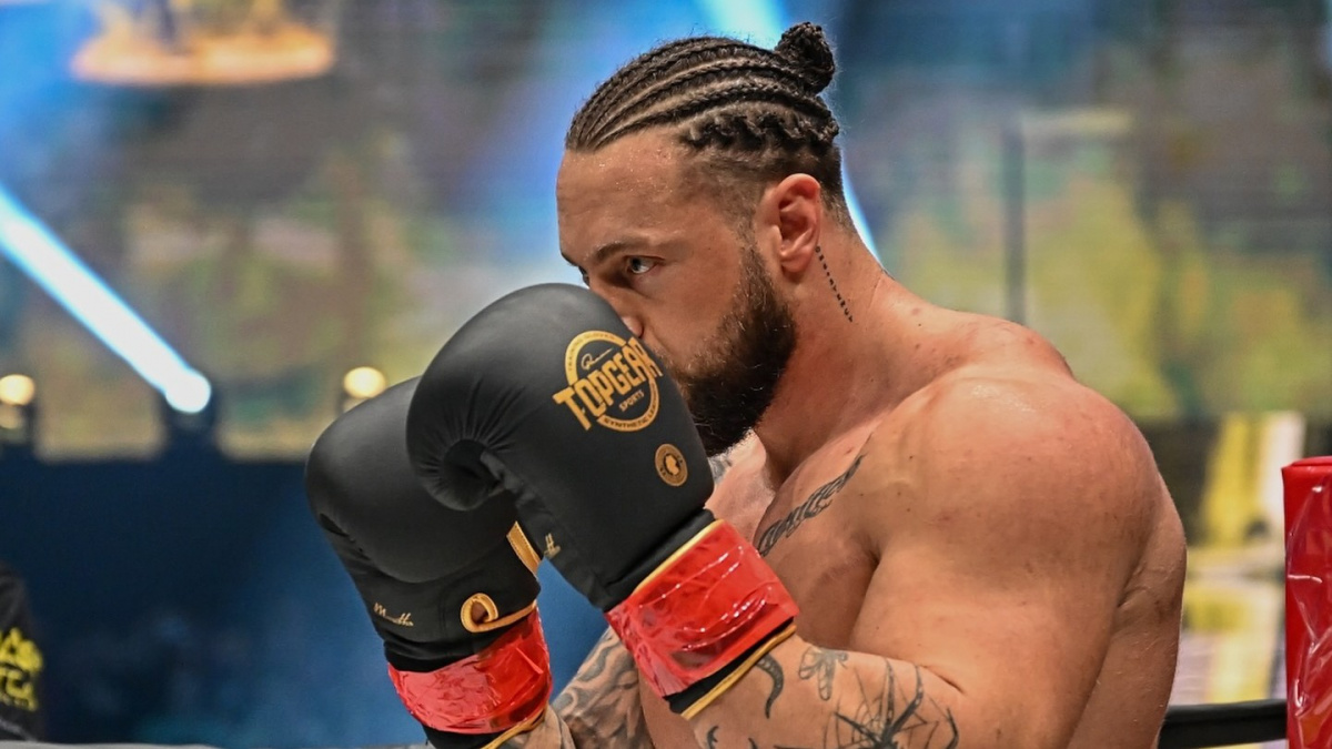 Šokující výsledek! Jakub Enžl se zatavil a prohospodařil další zápas. Soupeř mu zdemoloval nos