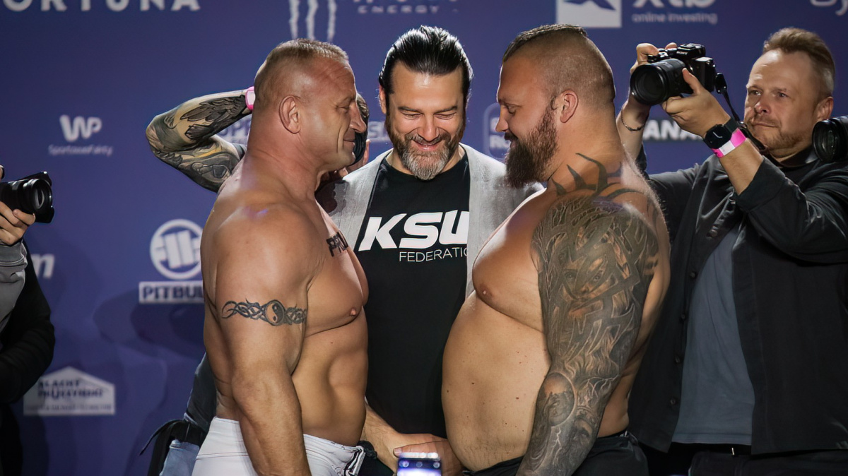 Eddie Hall deklasoval Pudziana! Se 120kilovým obrem pohodil jak s pytlem brambor