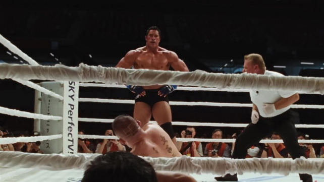 Brutální síla a závislost na lécích aneb Příběh Marka Kerra, skutečného průkopníka MMA, kterého v chystaném filmu ztvární Dwayne Johnson