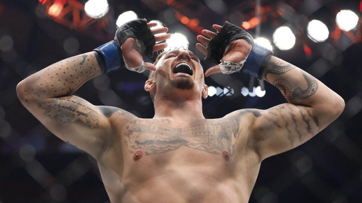 Youtuber prosil Toma Aspinalla, aby ho nakopl. Vzápětí litoval