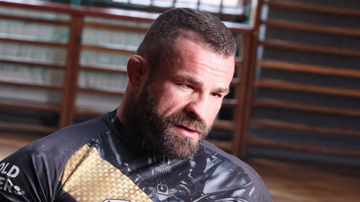 Z mých rodičů dostali velké věci, pochvaluje si Vémola novou dokumentární sérii Karel vs. Karlos