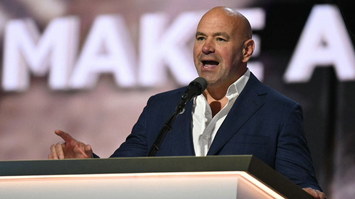 Pár dní před zápasem přišel o otce, přesto se rozhodl zabojovat o vstupenku do UFC. Dana White mu vysekl poklonu