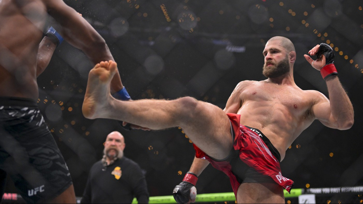 Procházka, nebo Rountree? UFC elita tipuje výsledek víkendové bitvy