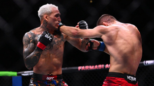 Skutečný válečník! Bojovníci nadšeně reagují na vítězný návrat Charlese Oliveiry během UFC v Riu