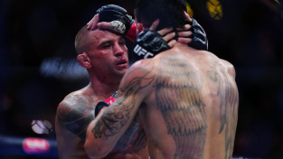 Asi bych neprošel testem na doping, zavtipkoval Dustin Poirier
