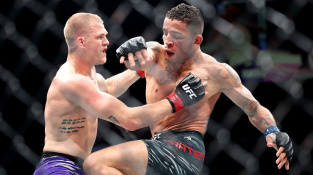 Za takovéhle řeči by tě u nás zabili, odpálkoval brazilský bojovník nevychovaného fanouška