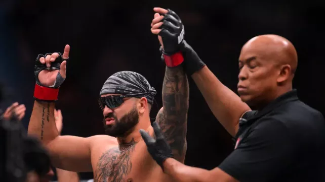 UFC potvrzuje další zápasy. Na drzého nováčka si došlápne ostřílený veterán