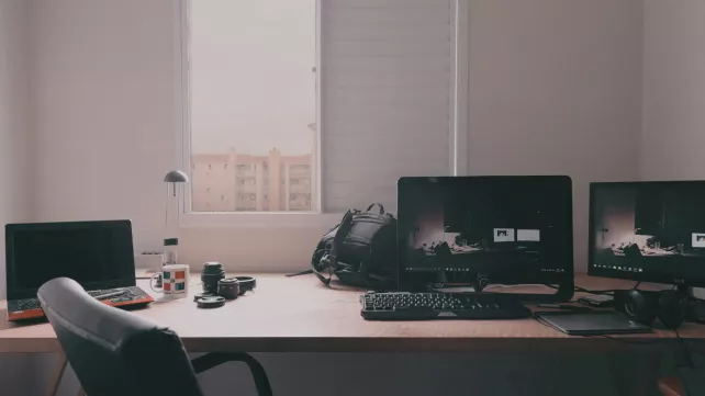 Nelegální streamy zápasů: Spojení pirátství, sázení a zneužívání bonusů