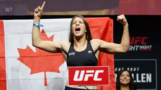 Žádný trest nehrozí? Pobavená Kanaďanka vysvětlila, co měla v puse během zápasu v UFC