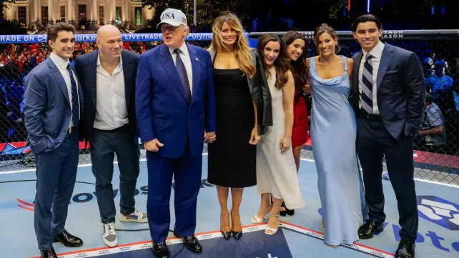 Bývalý šampion UFC vysvětluje podezřelou konverzaci s Trumpem. Vyděsila i jeho sponzory
