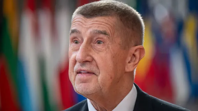 Pavel se v UFC porval s Babišem, pak si na něj došlápl Turek. Humorná videa baví český internet